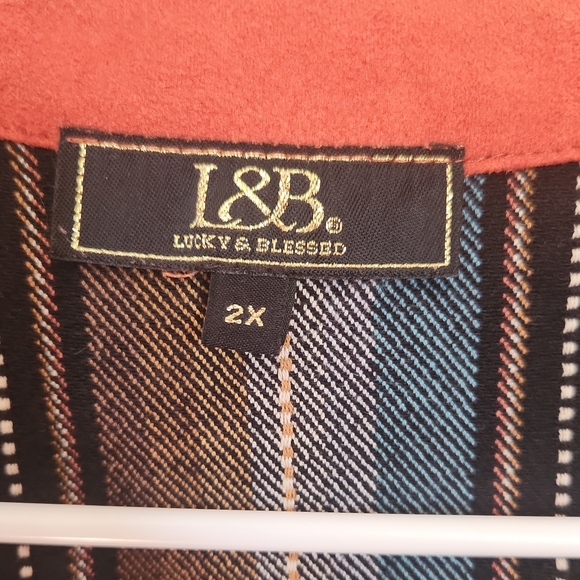 L&B Black Multicolor Striped Vest - Picture 2 of 5
